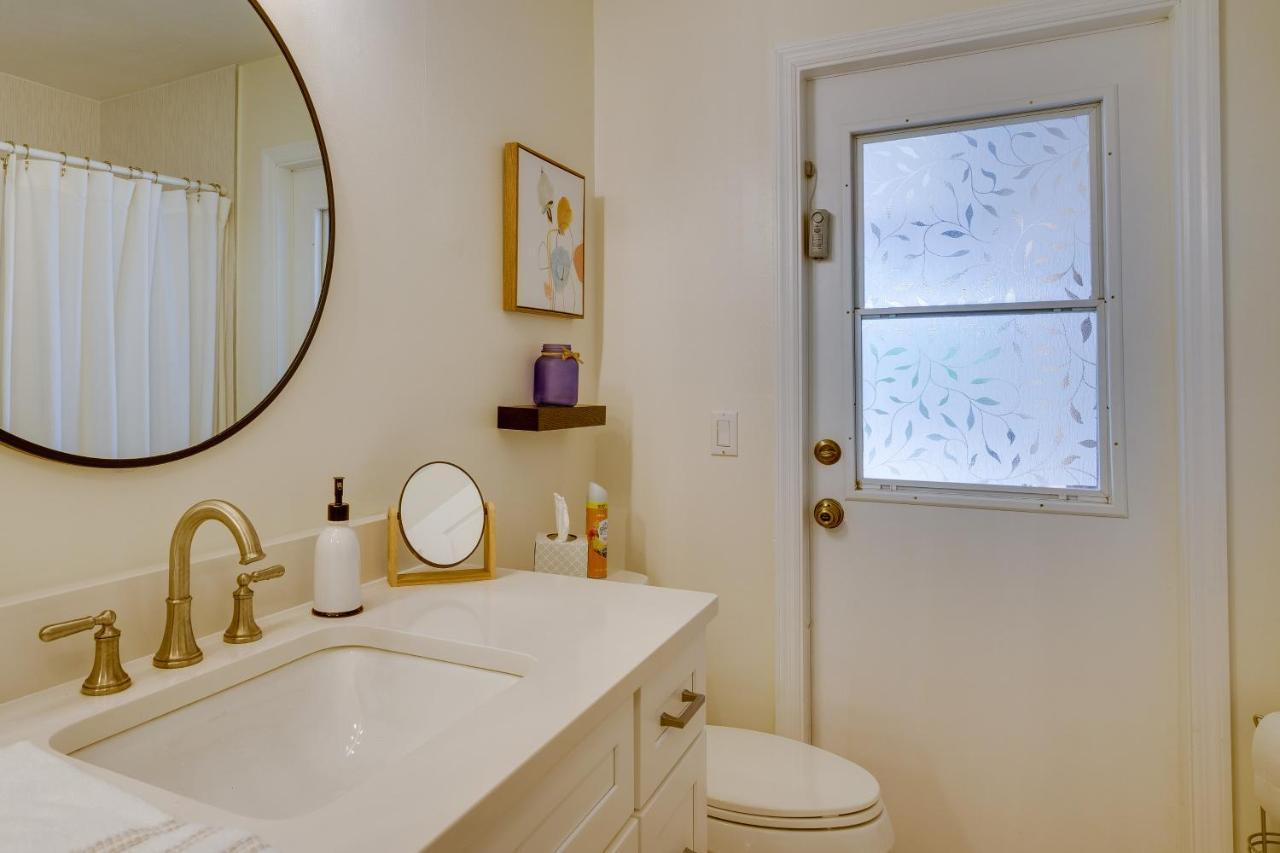 Pet-Friendly Cape Coral Vacation Rental With Lanai! מראה חיצוני תמונה